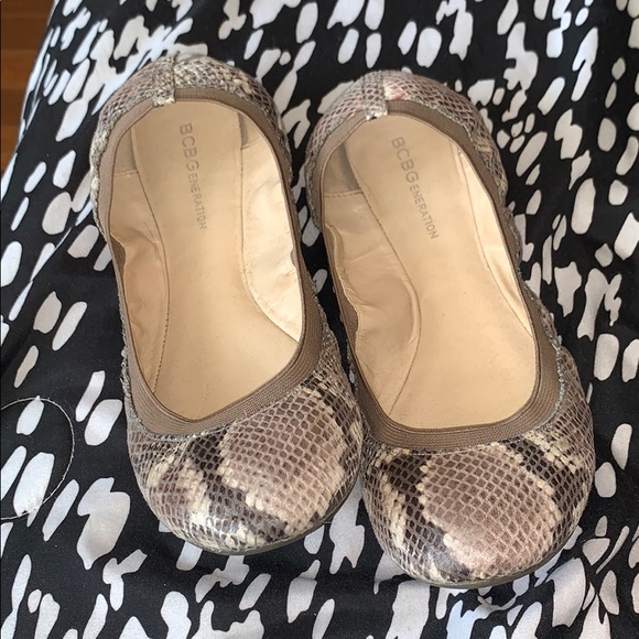 bcbg ballet flats